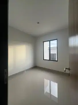 Dijual Rumah 2lantai Central hills Cluster Green Hill furnished
