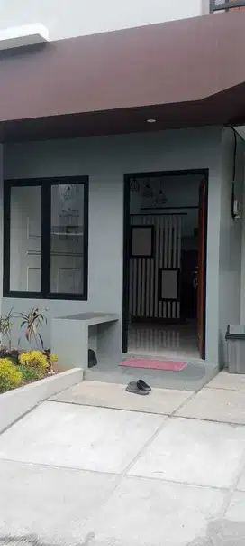 Rumah Dijual 2 Lantai Siap Huni Dekat Stasiun Depok Lama