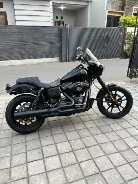 FOR SALE!! Dyna Streetbob FXDB 2017