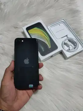 Iphone se 2020 128gb resmi ibox fullset