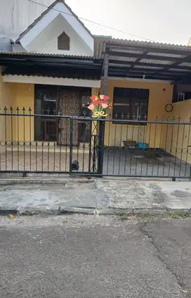 Disewakan Rumah 1 lantai KENCANA LOKA, BSD