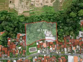 A RARE RIVERSIDE HAVEN IN THE HEART OF UBUD’S NATURAL BEAUTY
