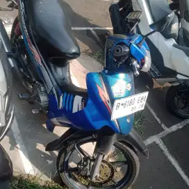 Motor Suzuki Shogun 125 R