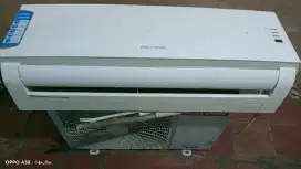AC Polytron 1/2pk / bisa tukar tambah