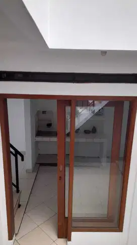 Disewakan Rumah Siap Huni di Parakan Mas Antapani