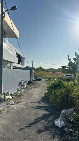 Dijual Tanah 200m2 cocok Untuk Villa Dekat Pepito Superrmarket