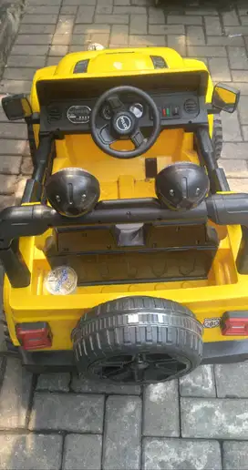 Mobilan aki anak anak