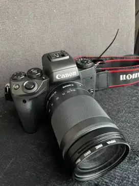 Kamera Mirrorless Canon M5 Lensa Tele