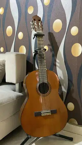 JUAL GITAR YAMAHA CS40