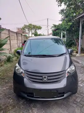 Honda Freed Tahun 2011