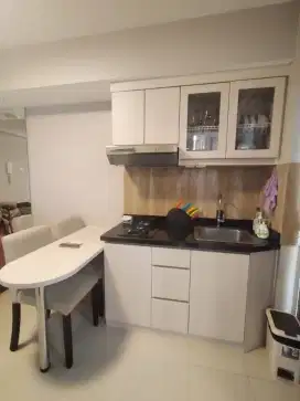 Disewakan 2BR semi furnished Apartement Bassura city