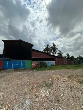 Disewakan gudang lokasi emas sangat strategis