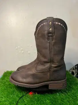 ariat shoes second