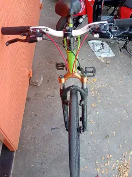 Sepeda polygon frame alloy ukuran 26