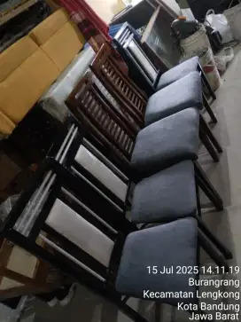 Mandiri putra sofa (mebel)