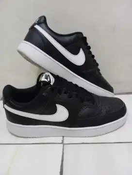 Nike Trainers Court Vision