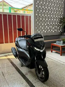 Nmax Neo non keyless Hitam