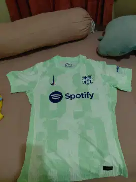 JERSEY BARCA MUSIM KE MUSIM