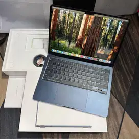 macbook air M2 256gb 13,6 inch resmi ibox fullset original