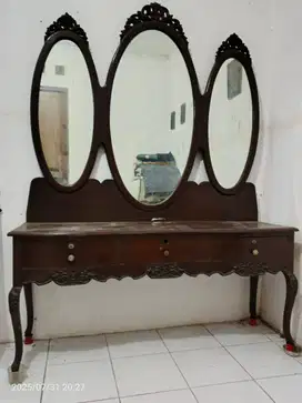 Meja Rias Kayu Jati