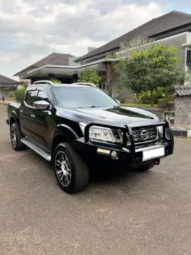 Nissan navara VL matic 2015