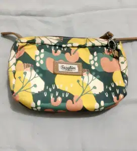 Tas Selempang Resleting