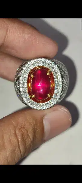 Ruby Afrika 4 crat ring microsetting handmade