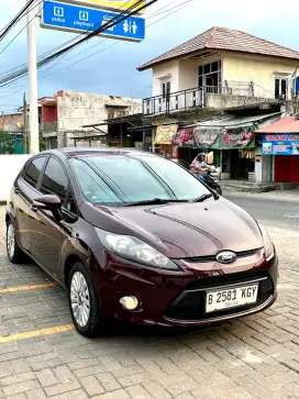 Jual mobil FORD Fiesta