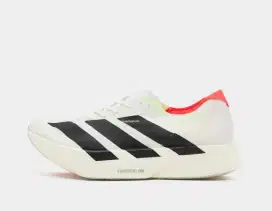 Sepatu adidas running sneaker lari no nike lv gucci louis vuittonbekas