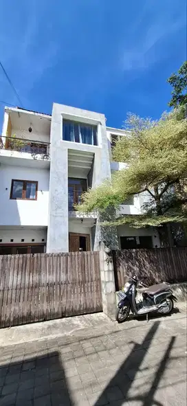 FOR SALE Affordable Furnished House – Prime Location Near Trans Studio