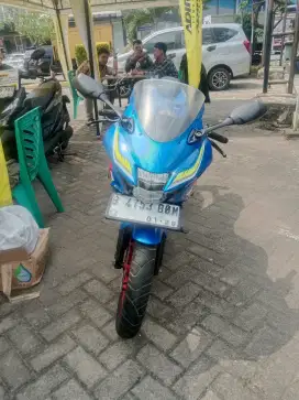 Dijual motor Suzuki GSX 2017