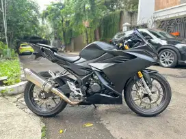 Honda CBR 150 R upside down K45R 2022