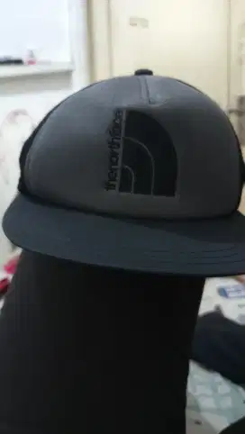 Topi the NORTH FACE ukuran M