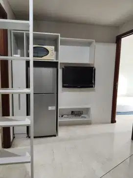 Apt Royal Mediterania Garden Marigold 1BR FF Dekat Lift