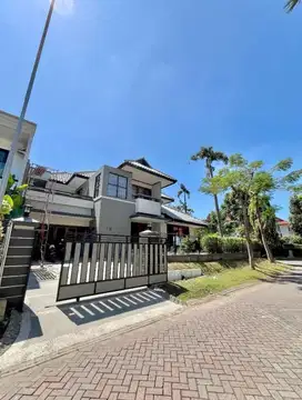 MURAH ! DIJUAL RUMAH GRAHA FAMILI / FAMILY BAGUS FURNISHED SIAP HUNI