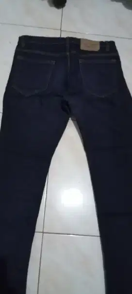 Celana panjang keren