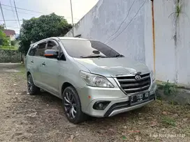 Toyota Kijang Innova 2005 Bensin