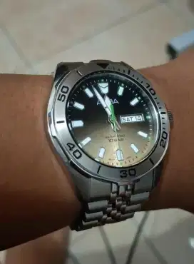 Alba Gravity Saturn AV3585 - Fullset

+ Box - Kondisi Like New