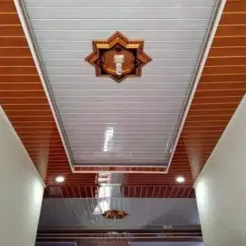 Tukang renovasi dan atap