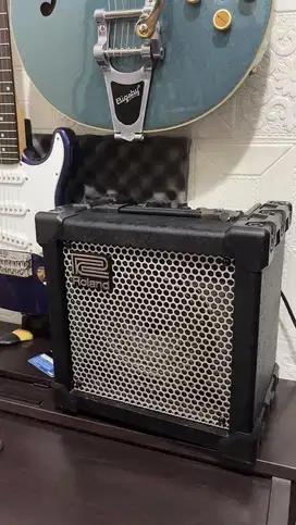 Ampli gitar Roland Cube 15xl