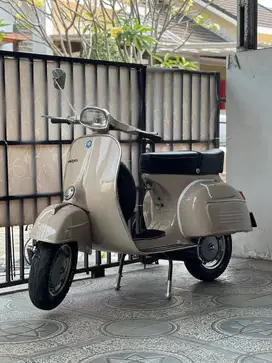 Vespa sprint 1977 as besar F kota bogor