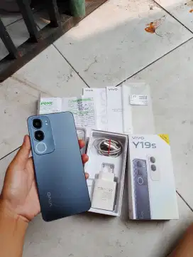 VIVO Y19S RAM 6+6/128 MULUS FULLSET ORI