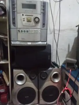 Satu set audio mantab
