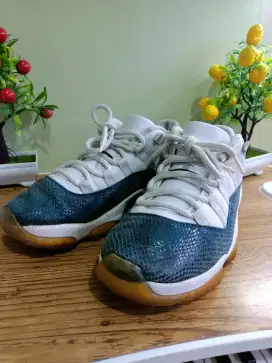 Sepatu air Jordan low ori size 41 insole 26