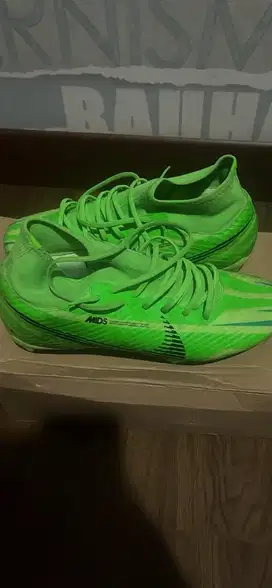 Sepatu bola nike superfly academy