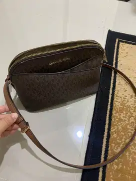 Prelove MK crossbody