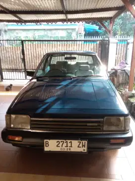 Mazda 323 sedan 1985