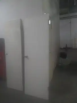 Pintu kamar tidur mulus siap pakai ya