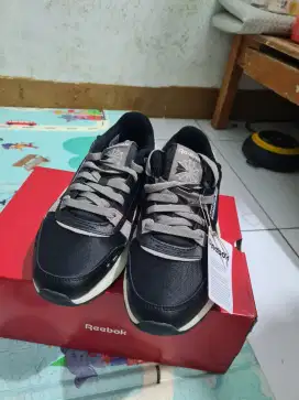 Reebok Classic 2400 mens black Original