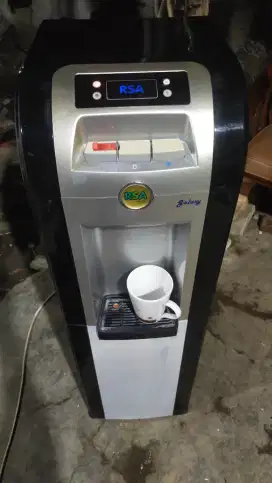 Dispenser RSA panas mantep dingin seperti air dri kulkas Normal Ori